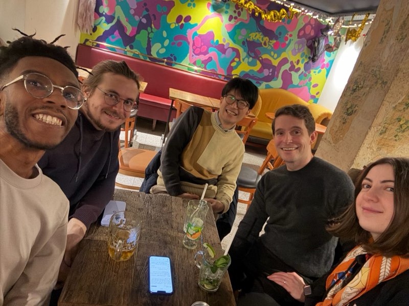 A Furamori table in a café
